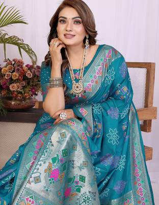 Teal dola silk bandhej print zari weaving saree with matching blouse piece 4