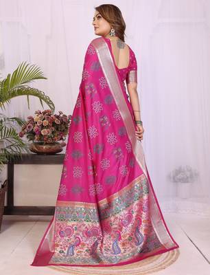 Pink dola silk bandhej print zari weaving saree with matching blouse piece 2