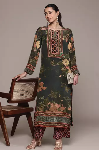 Black printed crepe kurta set
