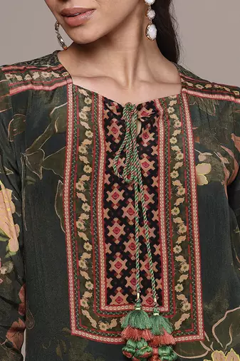 Black printed crepe kurta set