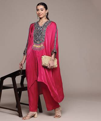 Red embroidered modal kurta set 4