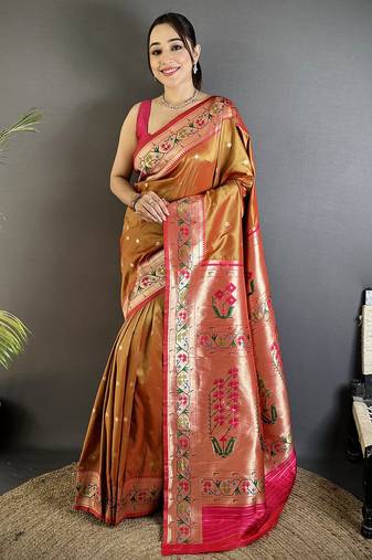 Women peach ikkat floral motifs lichi silk saree