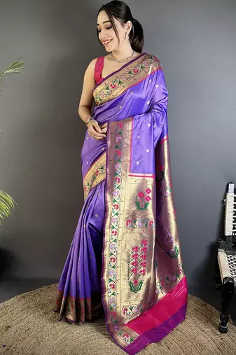 Women lavender ikkat floral motifs lichi silk saree