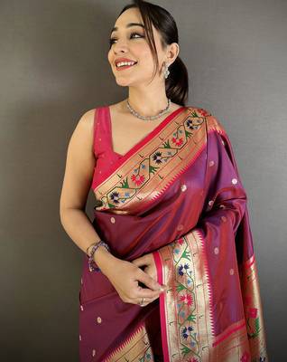 Women wine ikkat floral motifs lichi silk blend saree 4