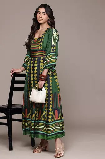 Green printed viscose gown