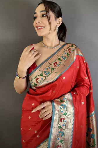 Women red ikkat floral motifs lichi silk saree