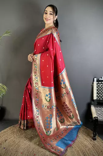 Women ruby red ikkat floral motifs lichi silk saree