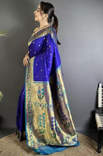 Women blue ikkat floral motifs lichi silk saree