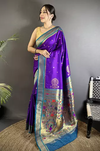 Women purple peacock&floral motifs lichi silk saree