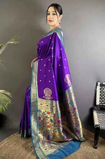 Women purple peacock&floral motifs lichi silk saree