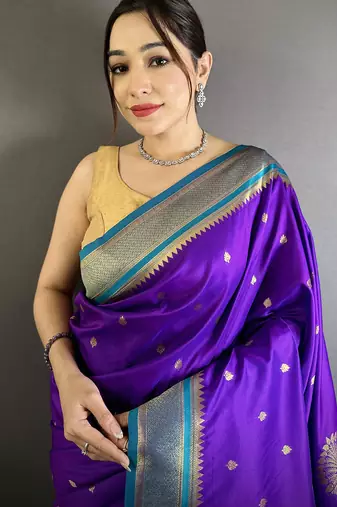 Women purple peacock&floral motifs lichi silk saree