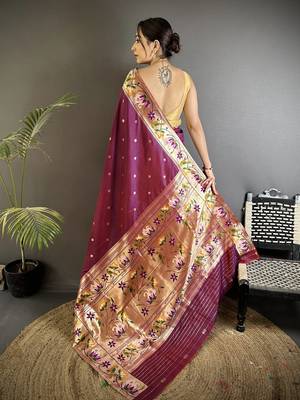 Women maroon floral & meena weaving lichi silk blend saree 3