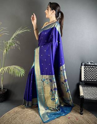 Women royal blue peacock motifs lichi silk blend saree 2