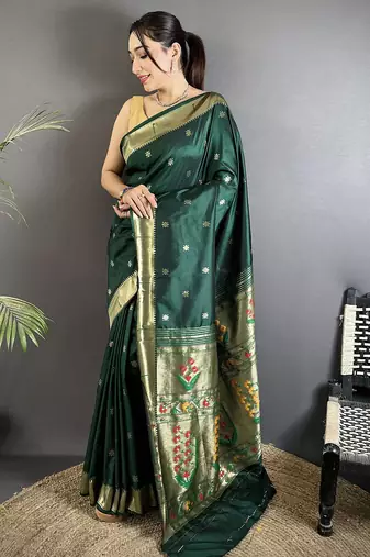 Women green floral ikkat motifs lichi silk saree