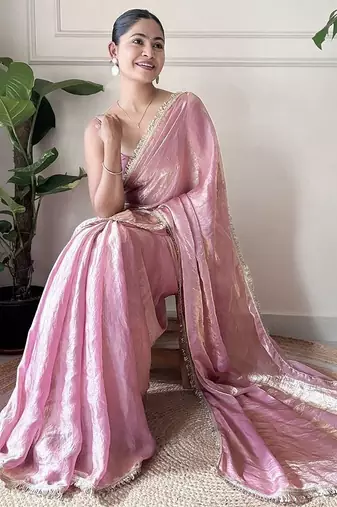Women fandy silk mauve zari lace work saree