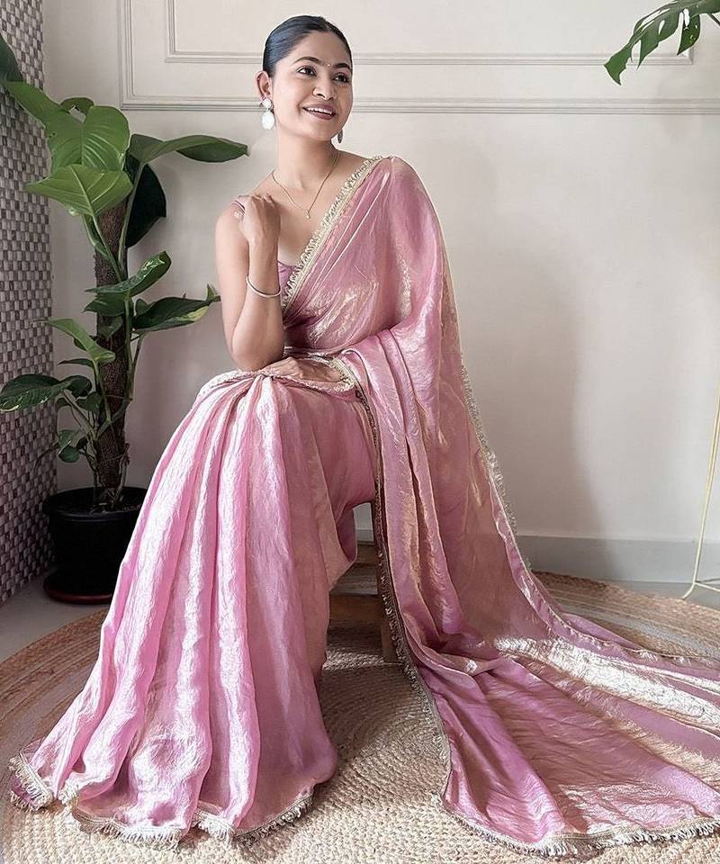 Women fandy silk mauve zari lace work saree