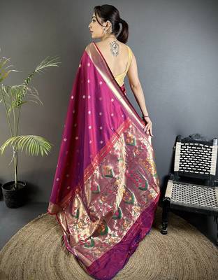Women magenta floral ikkat motifs lichi silk blend saree 3