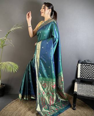Women azure turquoise floral ikkat motifs lichi silk blend saree 2