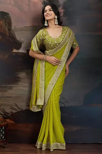 Women rangoli mehendi zari lace work saree
