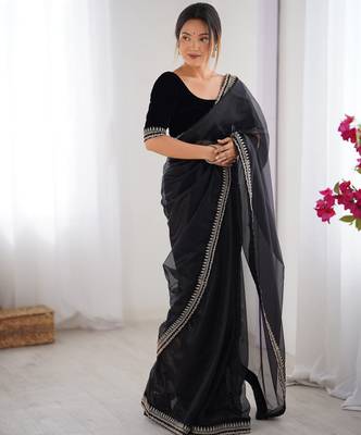 Women net black zari lace work saree 1