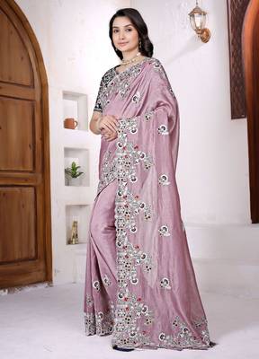 Women net light pink zari lace work saree 2