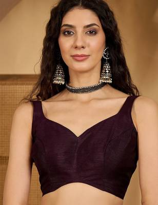 Women gorgette wine zari lace work saree 5