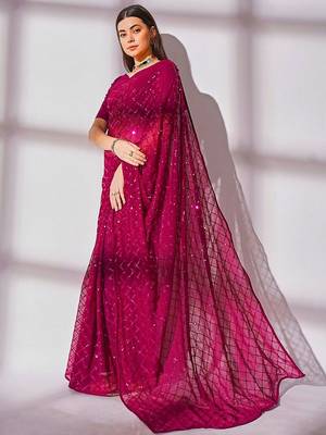 Women gorgette pink zari lace work saree 1