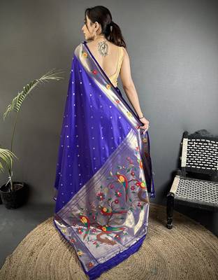 Women royal blue parrot & floral woven design lichi silk blend saree 3
