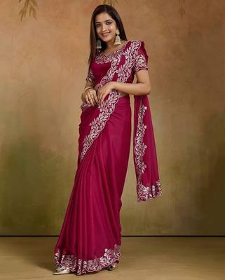 Women gorgette pink zari lace work saree 1