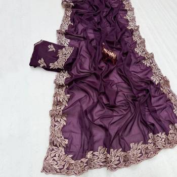 Women gorgette wine zari lace work saree 3