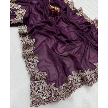 Women gorgette wine zari lace work saree 4