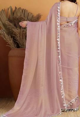 Women gorgette pink zari lace work saree 4