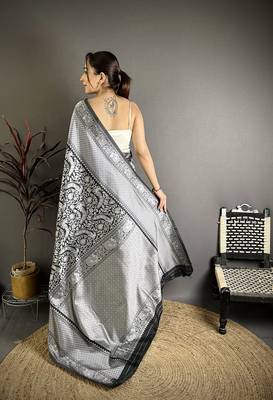 Women black floral motifs soft silk saree 4