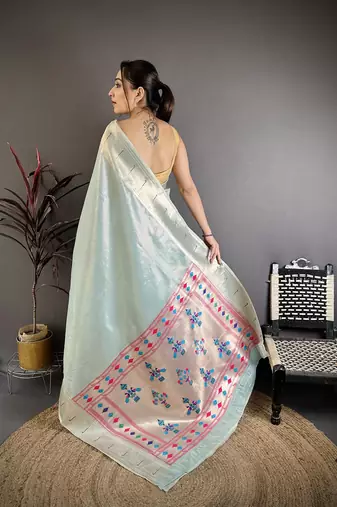 Women light blue solid tissue saree