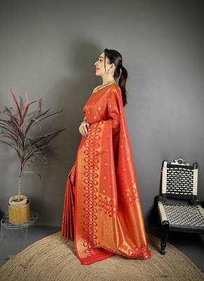Women red  checked & floral motifs banarasi soft silk blend saree 2