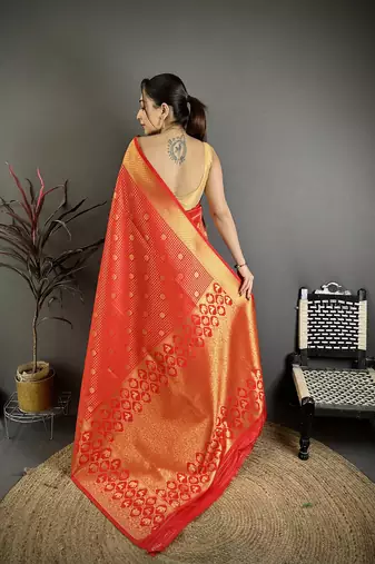 Women red   checked & floral motifs banarasi soft silk saree
