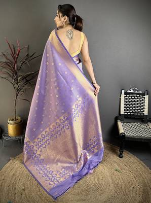 Women lavender checked & floral motifs banarasi soft silk blend saree 4