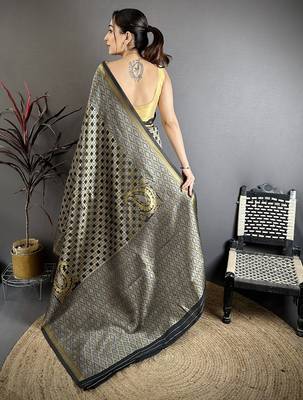 Women black   geometric woven design soft silk saree 4