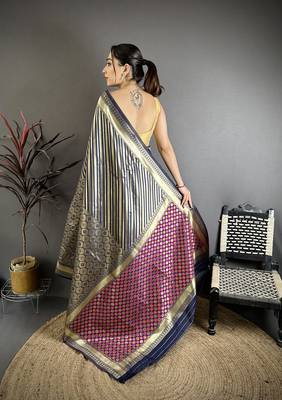 Women blue with golden geometric pattern soft silk saree 4