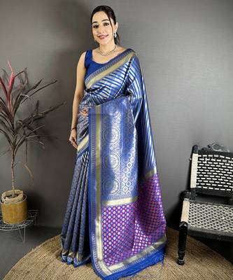 Women navy blue geometric pattern soft silk saree 1