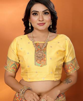 Women beige meenakari weaving pashmina silk blend saree 5