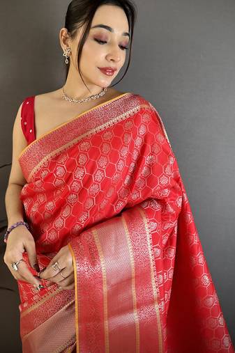 Women red   delicate patterns banarasi silk saree