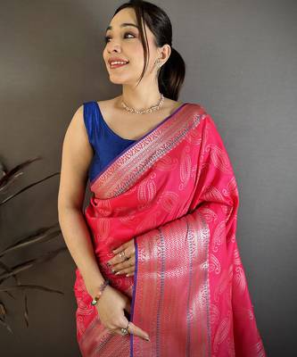 Women magenta paisley butti banarasi silk blend saree 1