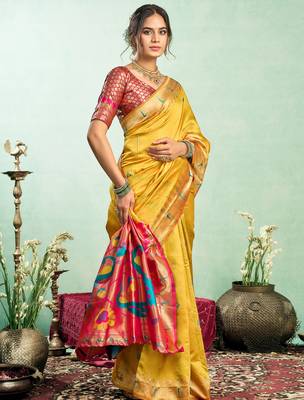 Women yellow peacock motifs silk blend blend saree 5