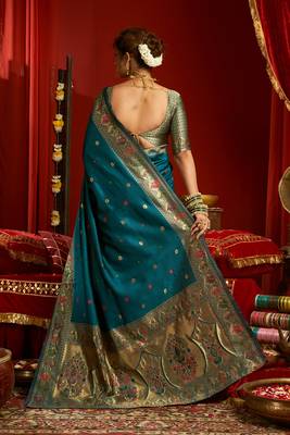 Women dark teal floral motifs silk blend saree 4