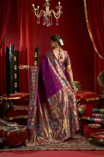 Women wine butti motifs silk blend saree
