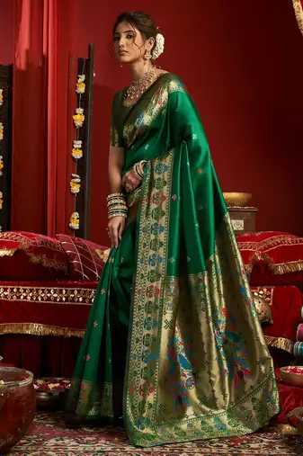 Women green butti motifs silk blend saree