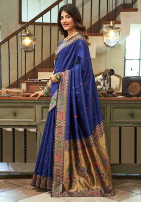 Women navy blue peacock motifs silk blend blend saree 1