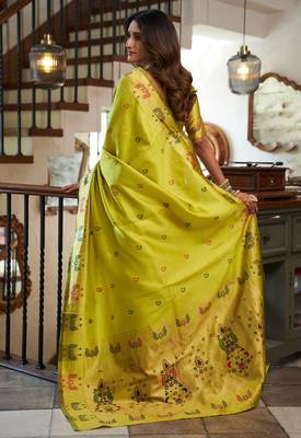 Women lime green peacock motifs silk blend blend saree 4