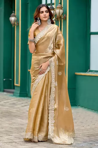 Women beige geomatric shimmer chiffon saree